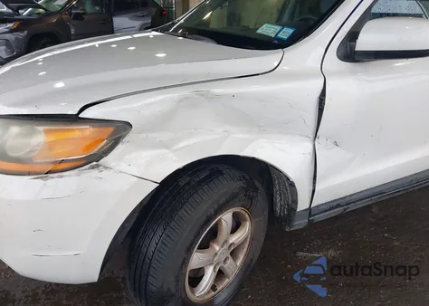 2008 Hyundai Santa Fe Gls z USA, uszkodzony, nr VIN 5NMSG73D18H228192